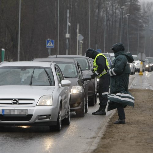 Klaipėdos policijos pareigūnai dirba postuose  © V. Liaudanskio nuotr.