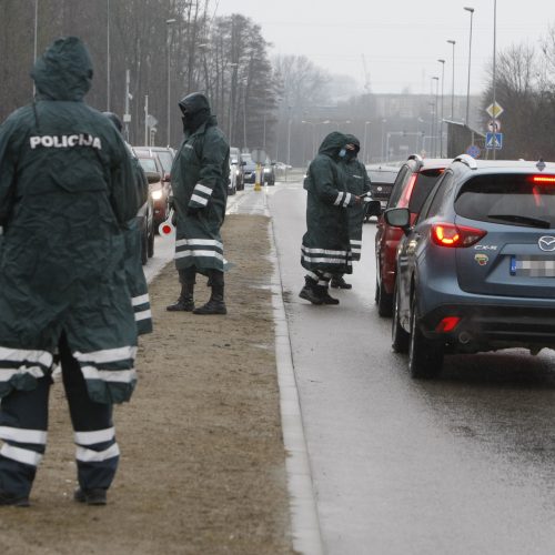 Klaipėdos policijos pareigūnai dirba postuose  © V. Liaudanskio nuotr.