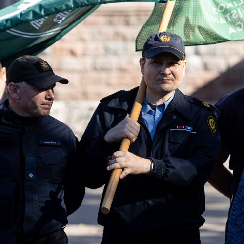 VST pareigūnų protestas  © P. Peleckio / BNS nuotr.