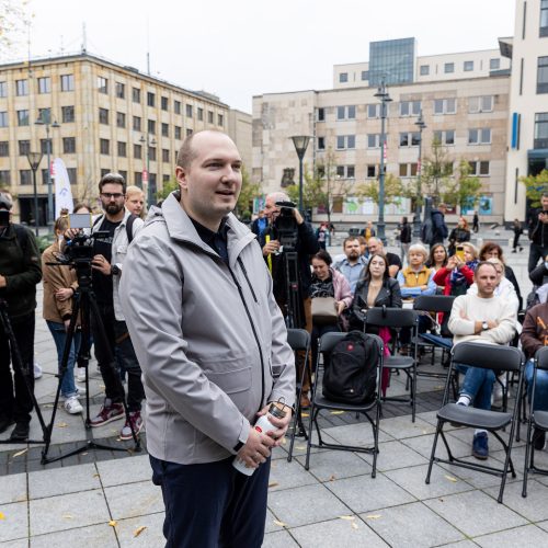 G. Jakštas susitiko su protestuojančiais mokytojais  © P. Peleckio / BNS nuotr.