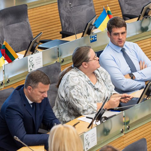 Siūlymas pradėti apkaltos procesą R. Žemaitaičiui  © P. Peleckio / BNS nuotr.