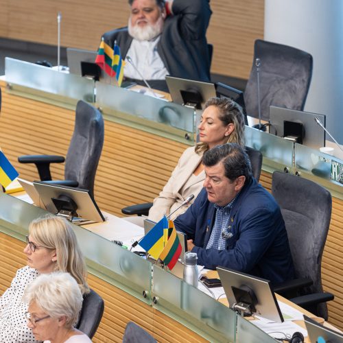 Siūlymas pradėti apkaltos procesą R. Žemaitaičiui  © P. Peleckio / BNS nuotr.
