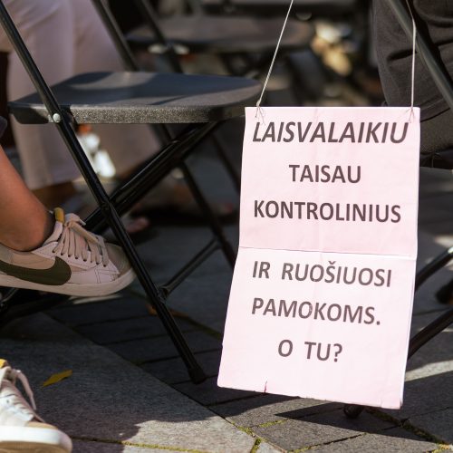 Prie Vyriausybės prasideda mokytojų streikas  © S. Lisausko / BNS nuotr.