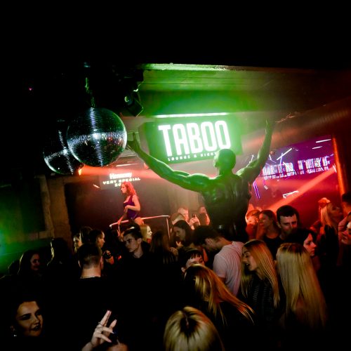 „Taboo“ klube koncertavo šių metų „X faktoriaus“ nugalėtojai   © tomasfoto.lt nuotr.