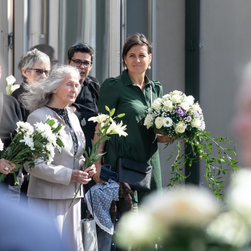 Atsisveikinimas su rašytoju R. Marčėnu  © Aliaus Koroliovo ir P. Peleckio / Fotobanko nuotr.