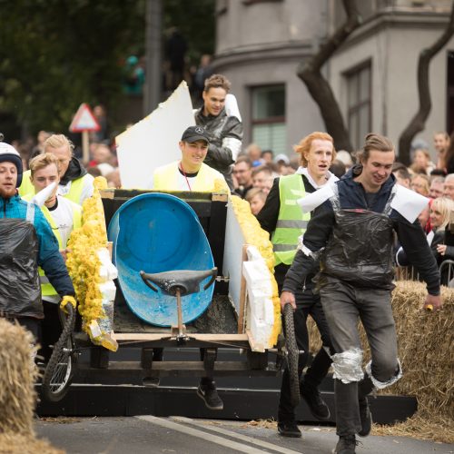 „Red Bull muilinių lenktynės“ Kaune  © Laimio Steponavičiaus ir T. Biliūno / Fotobanko nuotr.