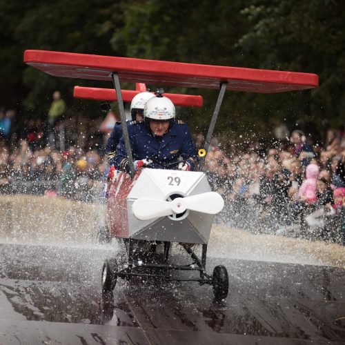 „Red Bull muilinių lenktynės“ Kaune  © Laimio Steponavičiaus ir T. Biliūno / Fotobanko nuotr.