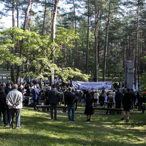 Genocido aukų pagerbimas Panerių memoriale  © P. Peleckio / Fotobanko nuotr.