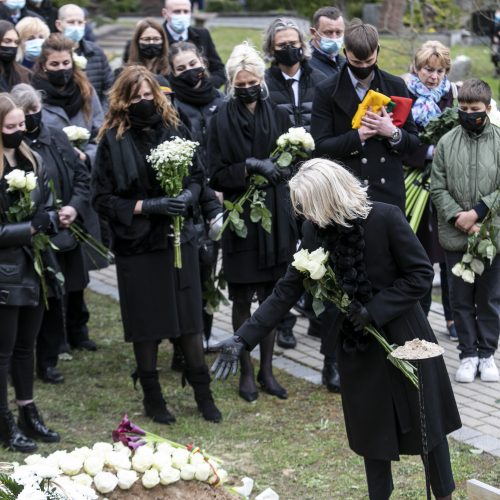 Seimo narys K. Glaveckas atgulė amžinojo poilsio  © P. Peleckio / Fotobanko nuotr.