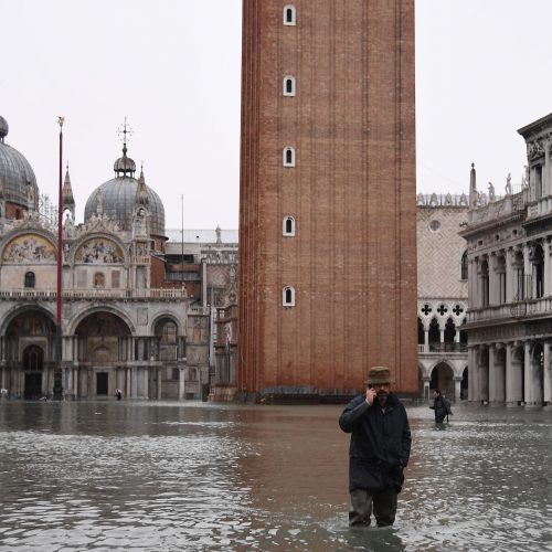 Veneciją užliejo potvynis  © Scanpix nuotr.