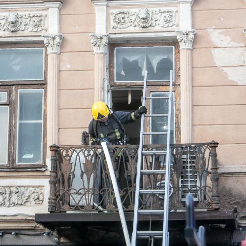 Laisvės alėjoje – gausios ugniagesių pajėgos  © Vilmanto Raupelio nuotr.