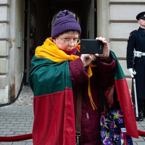 Vasario 16-osios minėjimas prie Lietuvos nepriklausomybės signatarų namų  © G. Skaraitienės / Fotobanko nuotr.