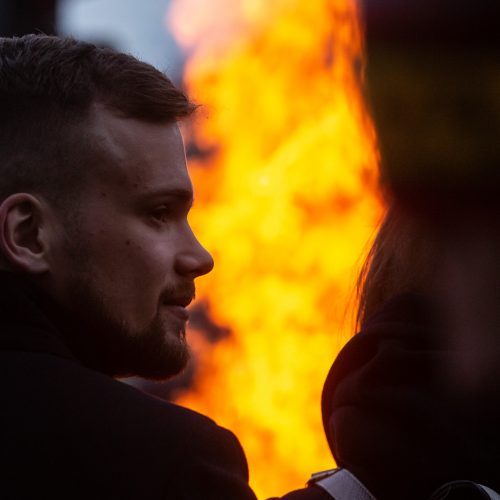 Gedimino prospekte suliepsnojo 30 Laisvės laužų  © G. Skaraitienės / Fotobanko nuotr.