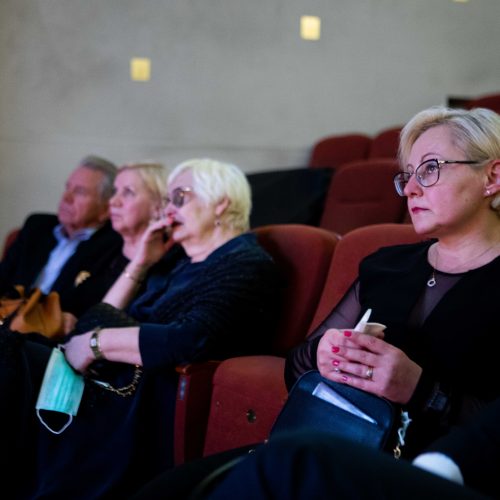 Vilniaus mažajame teatre atsisveikinama su mirusiu aktoriumi G. Girdvainiu  © I. Gelūno / Fotobanko nuotr.