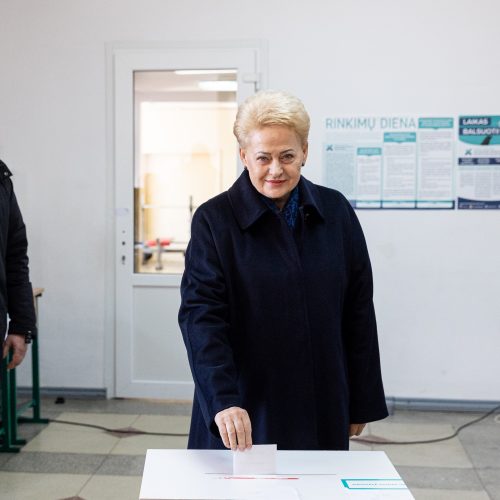D. Grybauskaitė balsavo antrajame savivaldos rinkimų ture  © P. Paleckio/BNS nuotr.