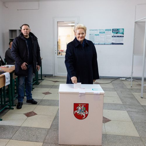 D. Grybauskaitė balsavo antrajame savivaldos rinkimų ture  © P. Paleckio/BNS nuotr.