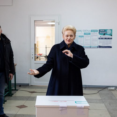 D. Grybauskaitė balsavo antrajame savivaldos rinkimų ture  © P. Paleckio/BNS nuotr.