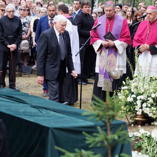 A. Adamkienė Kaune atgulė amžinojo poilsio  © Justinos Lasauskaitės, E. Ovčarenko/BNS nuotr.