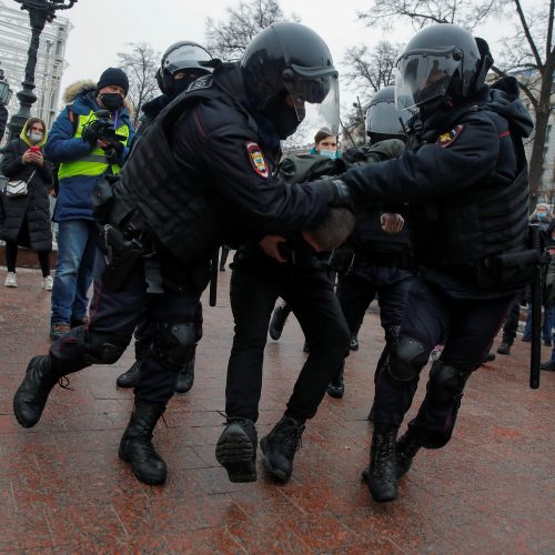 Maskvoje areštuojami protestuojantys A. Navalno šalininkai  © Scanpix nuotr.