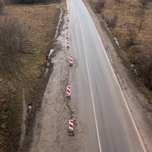 Dėl vandentiekio avarijos uždaryta Lentvario g. atkarpa  © Ž. Gedvilos/BNS nuotr.