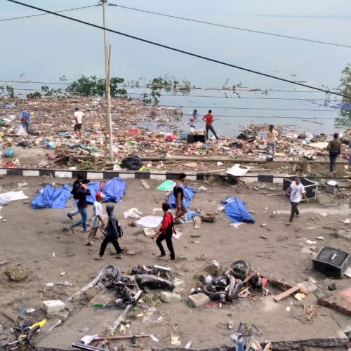 Stiprus žemės drebėjimas Indonezijoje   © Scanpix nuotr.