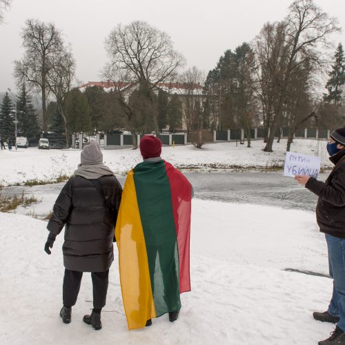 Po A. Navalno sulaikymo – piketas prie Rusijos ambasados Vilniuje  © Butauto Barausko nuotr.