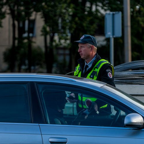 Policijos reidas Taikos prospekte  © Laimio Steponavičiaus nuotr.