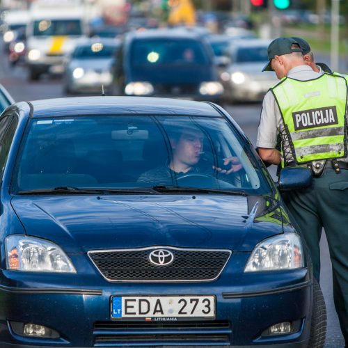 Policijos reidas Taikos prospekte  © Laimio Steponavičiaus nuotr.