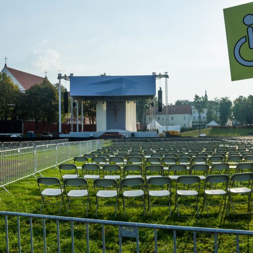 Santakoje – paskutiniai pasiruošimai Šventojo Tėvo vizitui  © Laimio Steponavičiaus nuotr.