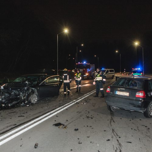 BMW ir „Audi“ avarija Kaune  © Laimio Steponavičiaus nuotr.