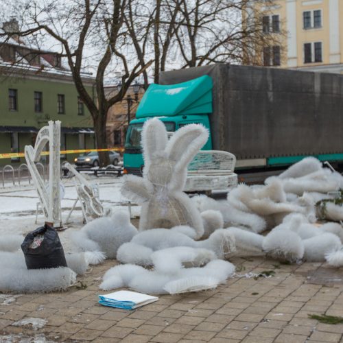 Kaunas atsisveikina su Kalėdų egle  © Laimio Steponavičiaus nuotr.