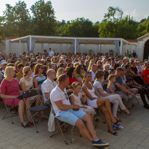 Alinos Orlovos koncertas Pažaislio liepų alėjoje  © Laimio Steponavičiaus nuotr.