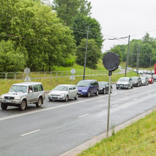 Pažeistas dujotiekis R. Kalantos gatvėje  © Laimio Steponavičiaus nuotr.