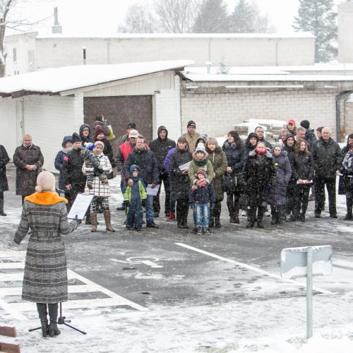 Naujai įrengti socialiniai būstai Bubiuose perduodami gyventojams  © Vilmanto Raupelio nuotr.