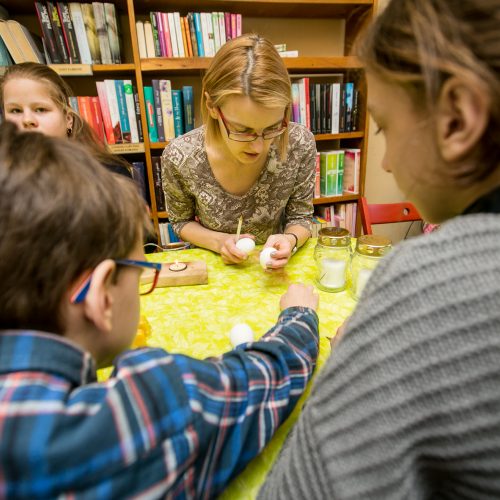 Kiaušinių marginimo dirbtuvėlės Žaliakalnyje  © Vilmanto Raupelio nuotr.