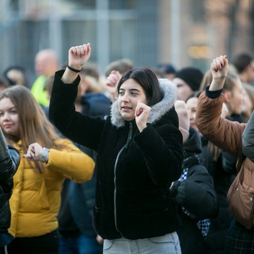 S.Dariaus ir S.Girėno gimnazijos šimtmečio eisena  © Vilmanto Raupelio nuotr.