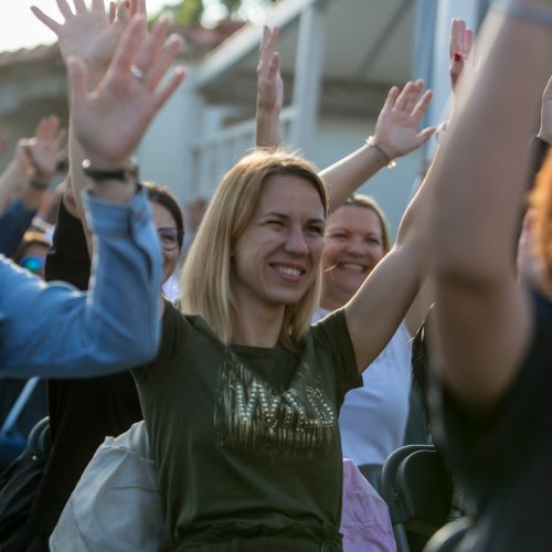 „Pažaislio liepų alėjos vakaruose“ – „Antikvarinių Kašpirovskio dantų“ koncertas  © Vilmanto Raupelio nuotr.