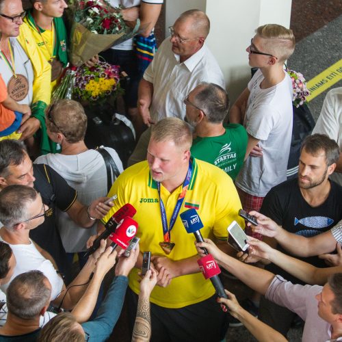 Į Lietuvą grįžo Europos čempionas A. Gudžius  © P. Peleckio / BFL nuotr.