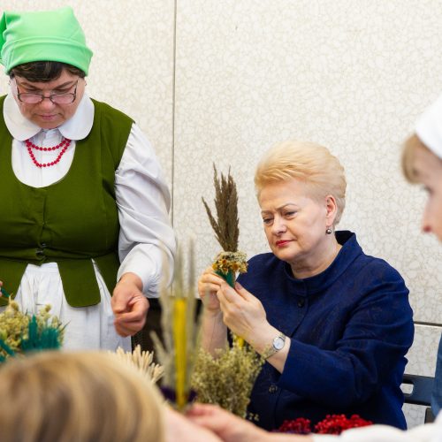 Prezidentė dalyvavo velykinėse edukacinėse dirbtuvėse  © I. Gelūno / Fotobanko, R. Dačkaus / Prezidentūros nuotr.