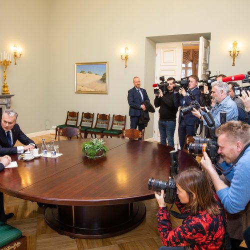 Prezidentas susitiko su S. Skverneliu  © I. Gelūno / Fotobanko nuotr.