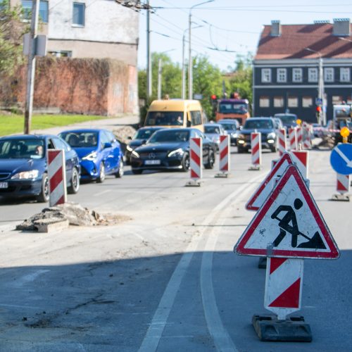 Eismo spūstys prieš Kauno pilies žiedinės sankryžos rekonstrukciją  © Vilmanto Raupelio nuotr.