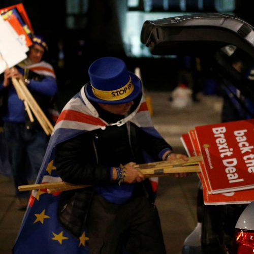 Britų parlamentas atmetė „Brexit“ sutartį  © Scanpix nuotr.