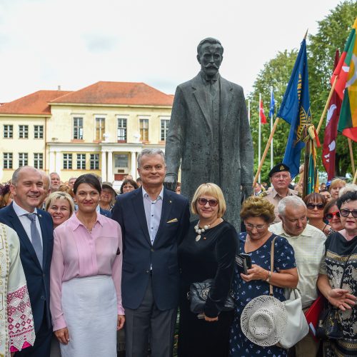 G. Nausėda atidengė A. Smetonos paminklą  © R. Dačkaus / LRP kanceliarijos nuotr.