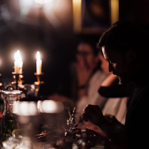 Šiurpą kelianti vakarienė „Haunted Dinner“  © Organizatorių, I. Gelūno / Fotobanko nuotr.