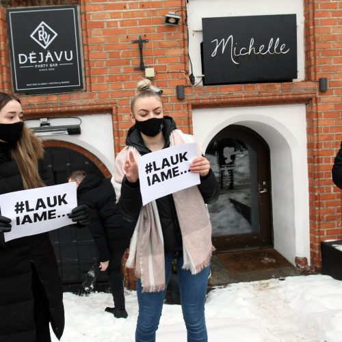 Kauno barai ir kavinės prisijungė prie protesto akcijos  © Laimučio Brundzos, Eitvydo Kinaičio nuotr.