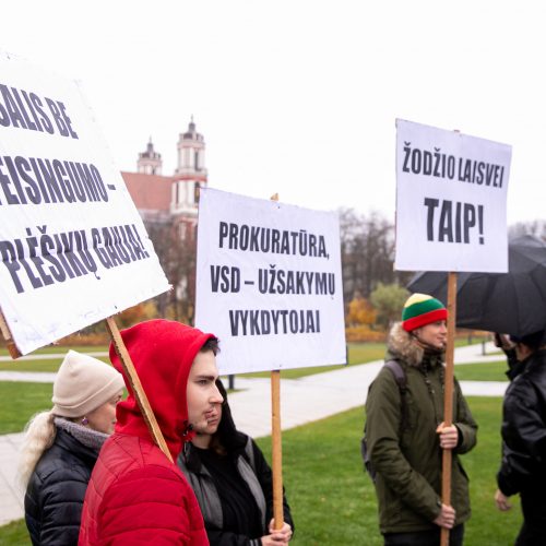 Mitingas už šnipinėjimą nuteistam A. Paleckui palaikyti  © Ž. Gedvilos  / Fotobanko nuotr.