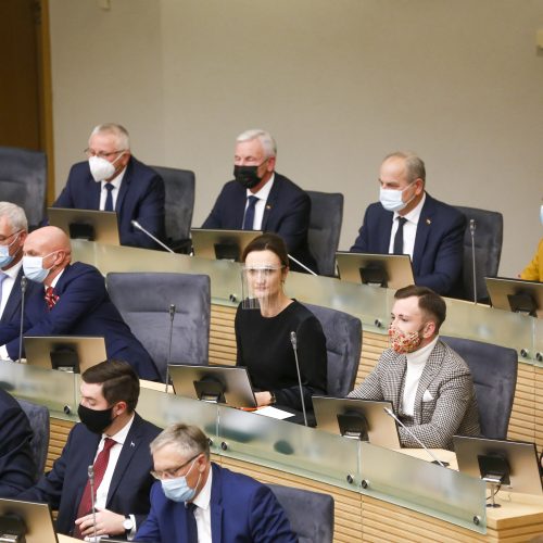 2020–2024 metų kadencijos Seimas pradėjo darbą  © P. Peleckio / Fotobanko, O. Posaškovos / Seimo kanceliarijos, R. Dačkaus / Prezidentūros, M. Morkevičiaus / ELTOS nuotr.