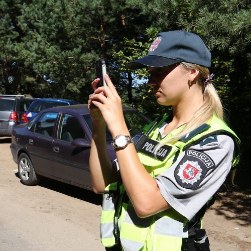 Policijos reidas prie Lampėdžio ežero  © Aliaus Koroliovo nuotr.