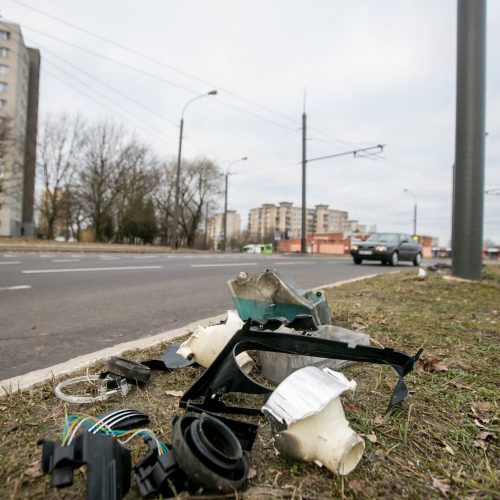 Avarija Šiaurės pr. ir S. Žukausko gatvių sankryžoje  © Vilmanto Raupelio nuotr.