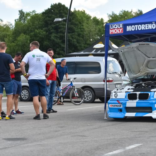 „Aurum 1006 km lenktynių“ techninė komisija  © A. Brazaičio ir V. Pilkausko nuotr.